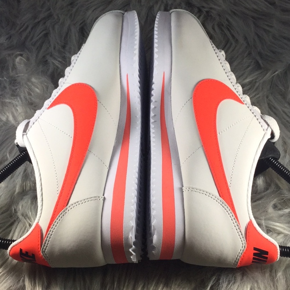 New Classic Cortez Leather - Picture 5 of 7